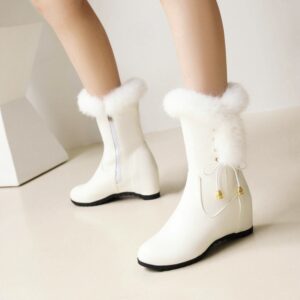 Home 2 Women's Snow Boots with thick lining and chunky heel
